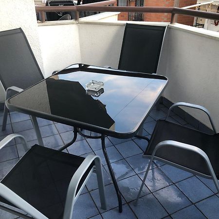 Ohrid Strict Center Apartment Bagian luar foto